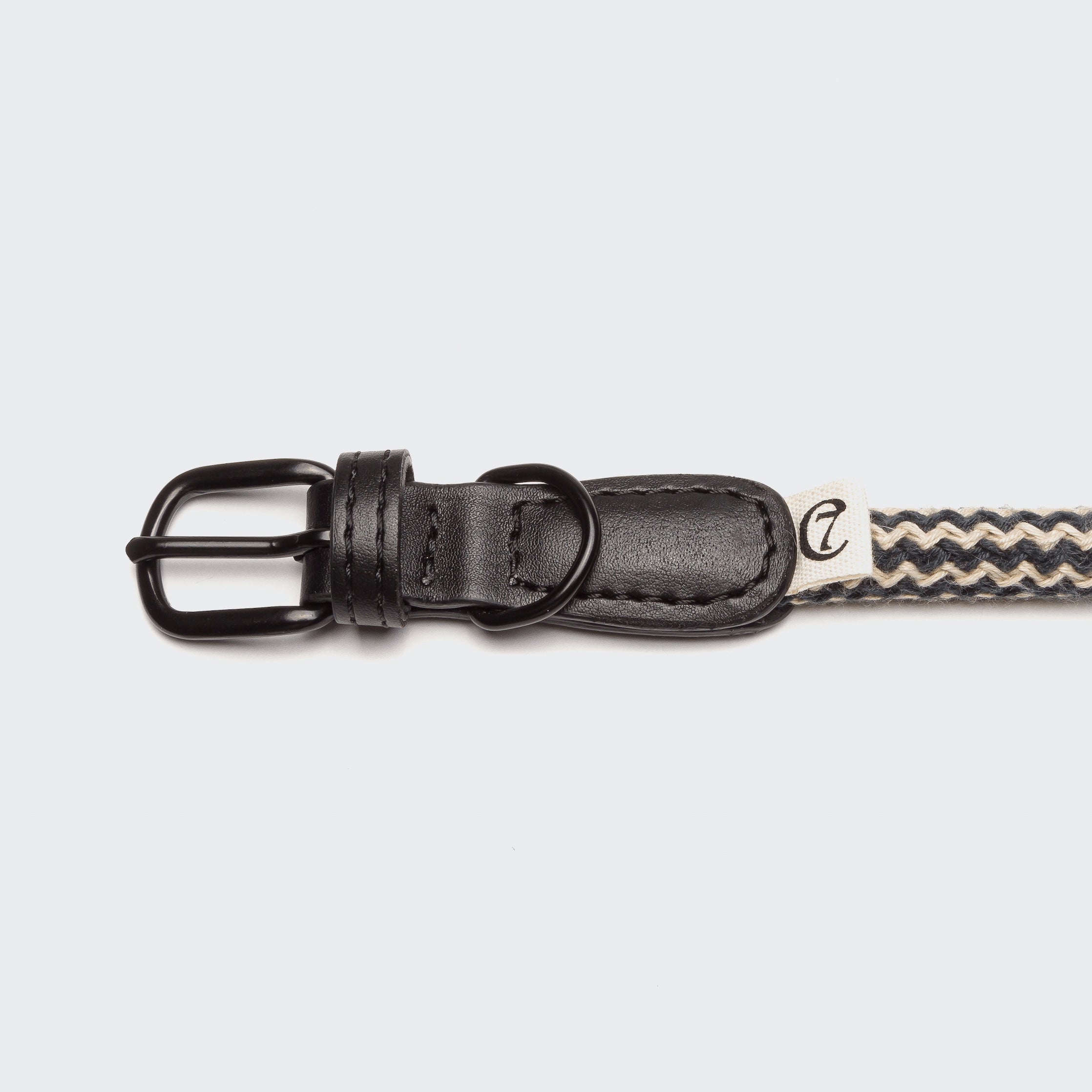 Dog Collar Mauerpark -Zigzag Black — detail 4