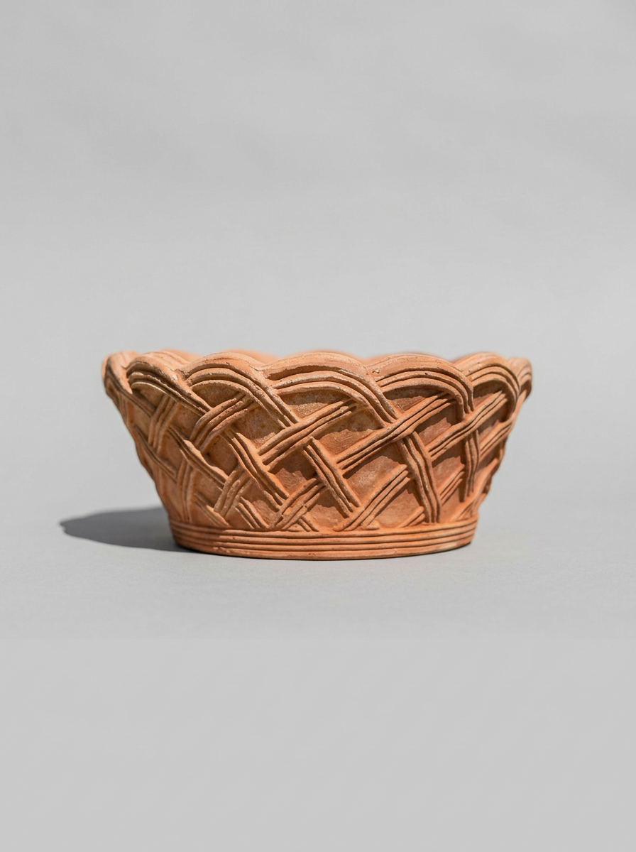 "Basket" round pot -Terracotta