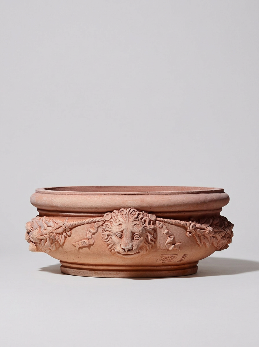 Bowl with lion heads - Terracotta