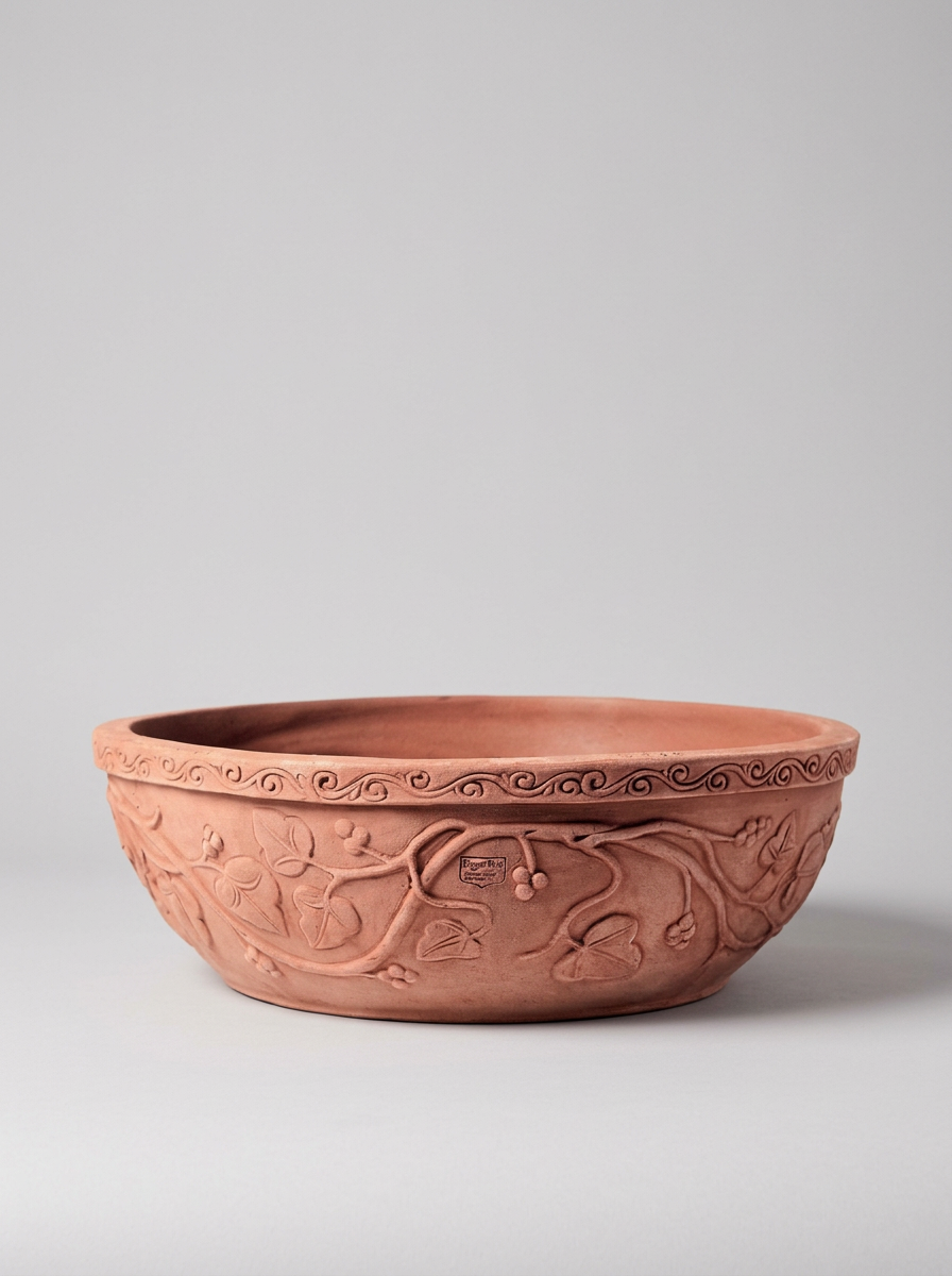 Ivy Flower Pot - Terracotta