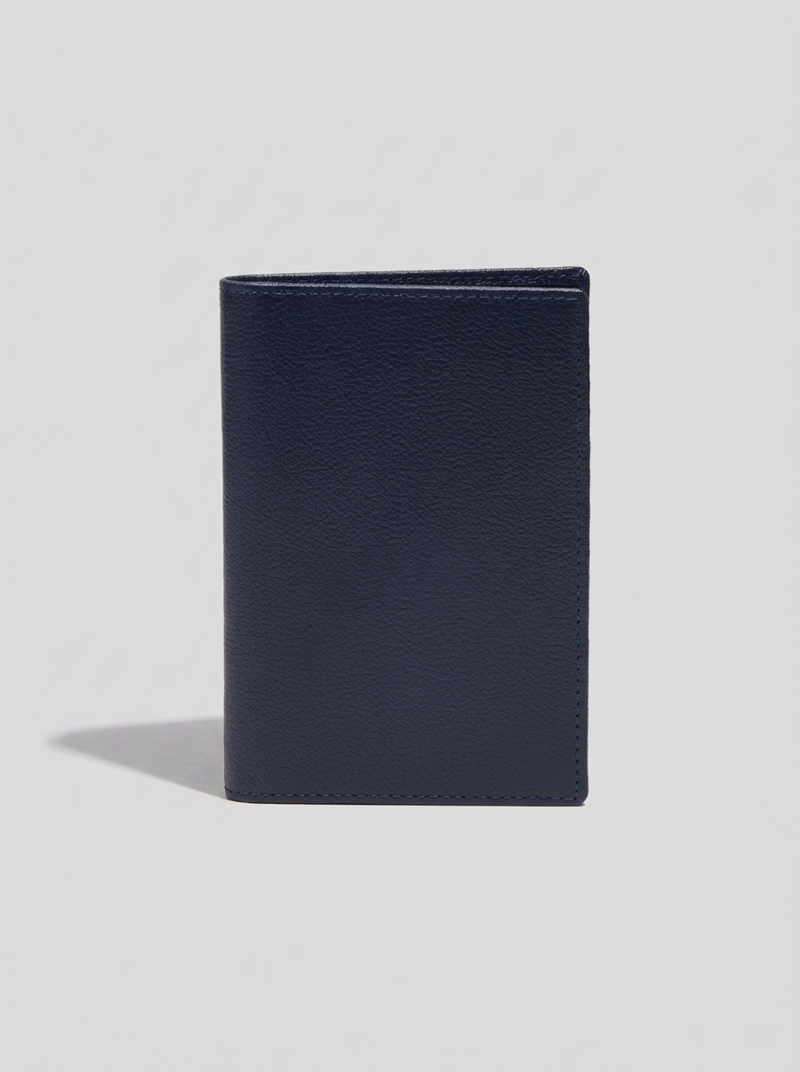 Capra Passport Case — Ettinger