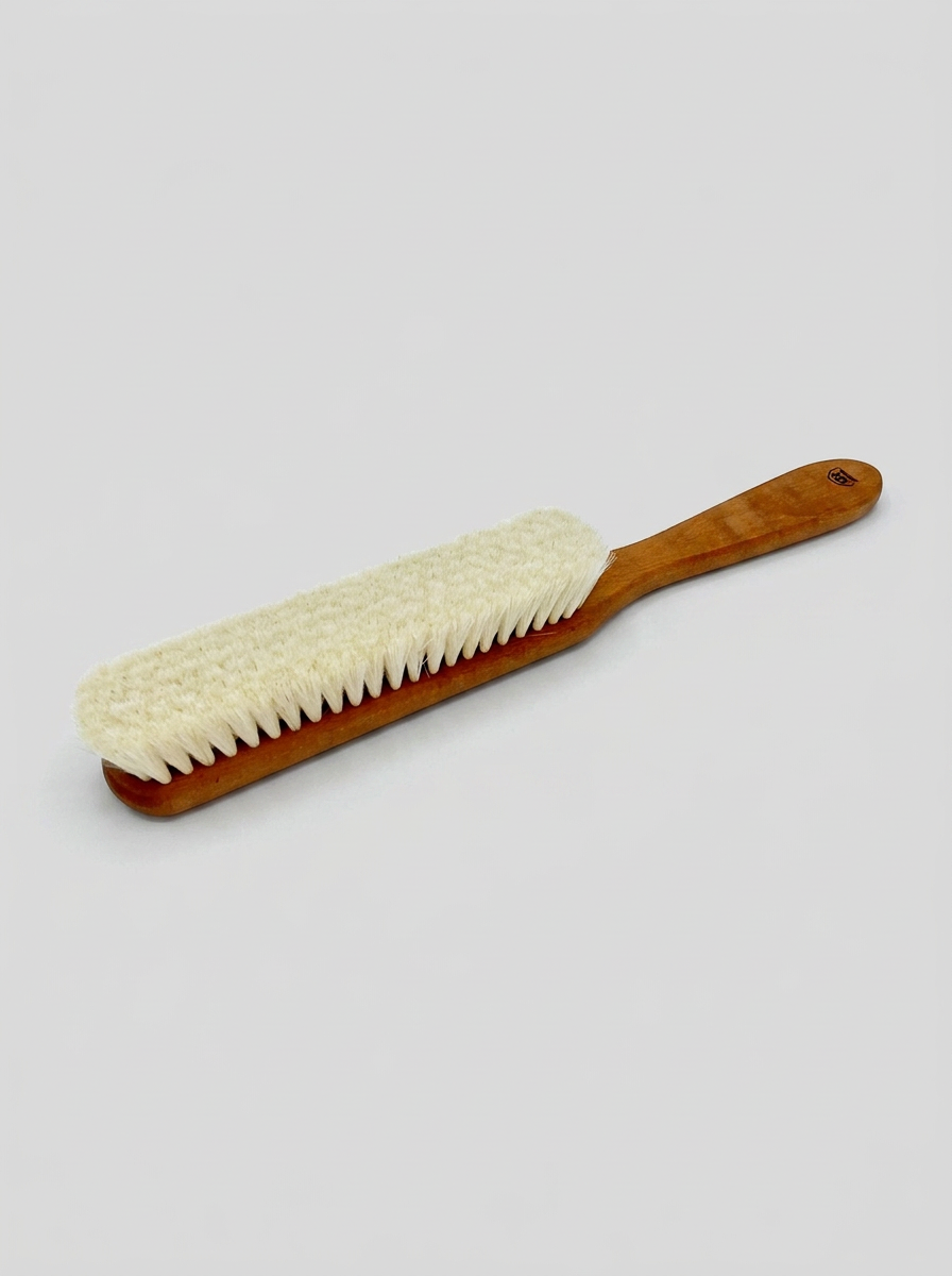 Book Dust Brush — Cigale & Fourmi