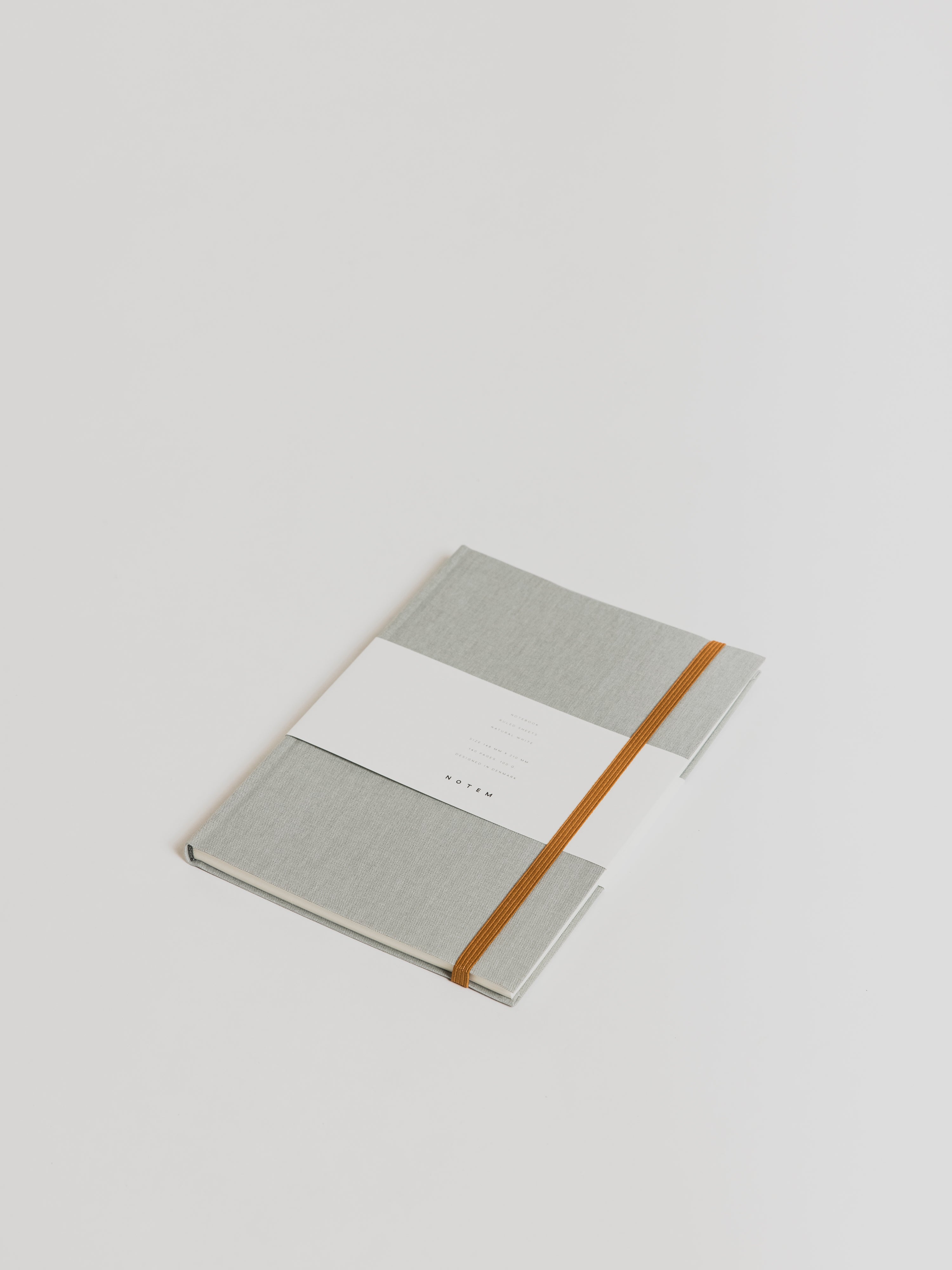 BEA Notebook with Elastic Band - Light Grey - Cigale et Fourmi