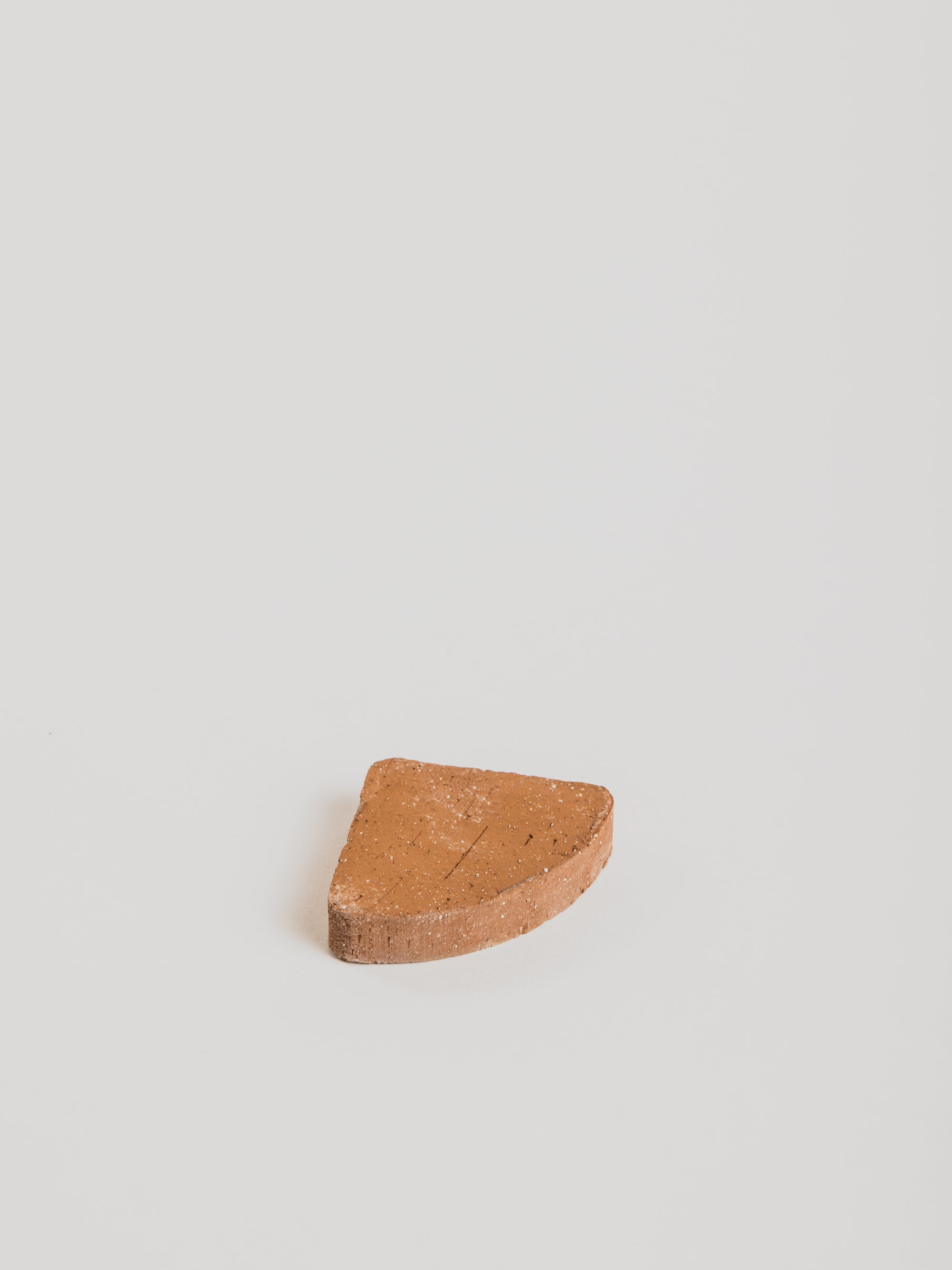 Triangle Foot - Small Terracotta (Bergs Potter) - Cigale &  Fourmi