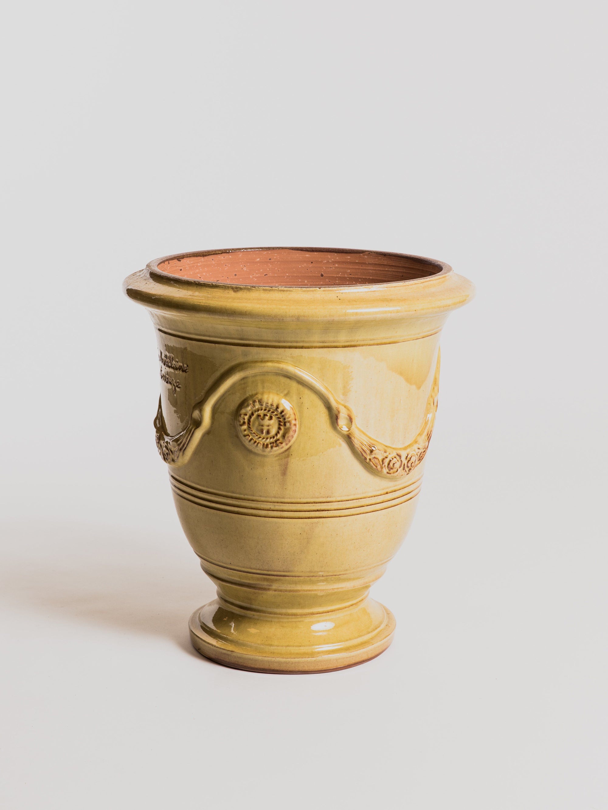 Anduze - Yellow Pottery Poterie de la Madeleine 