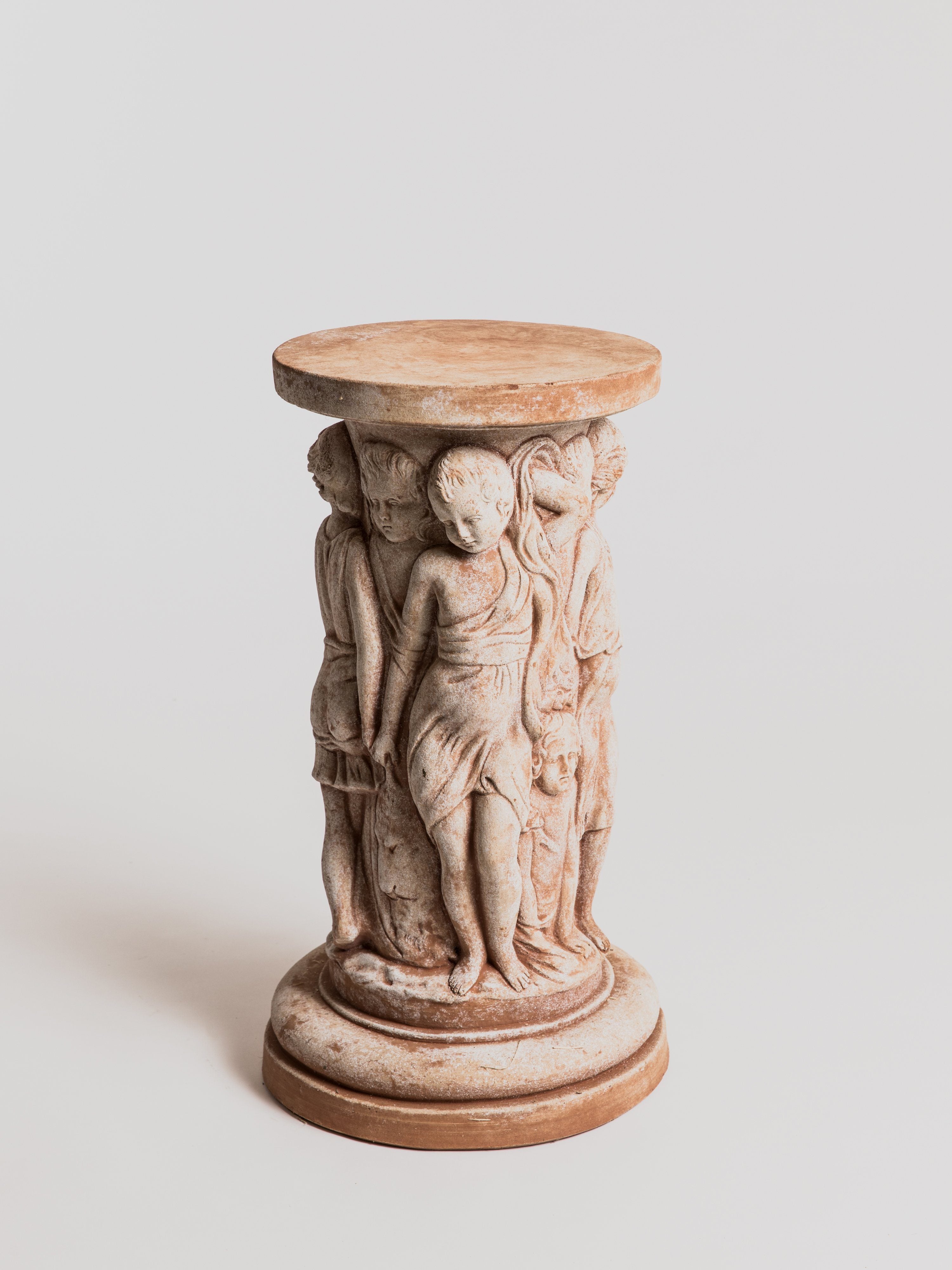 Colonna con Putti - Terracotta Piedestal Poggi Ugo 