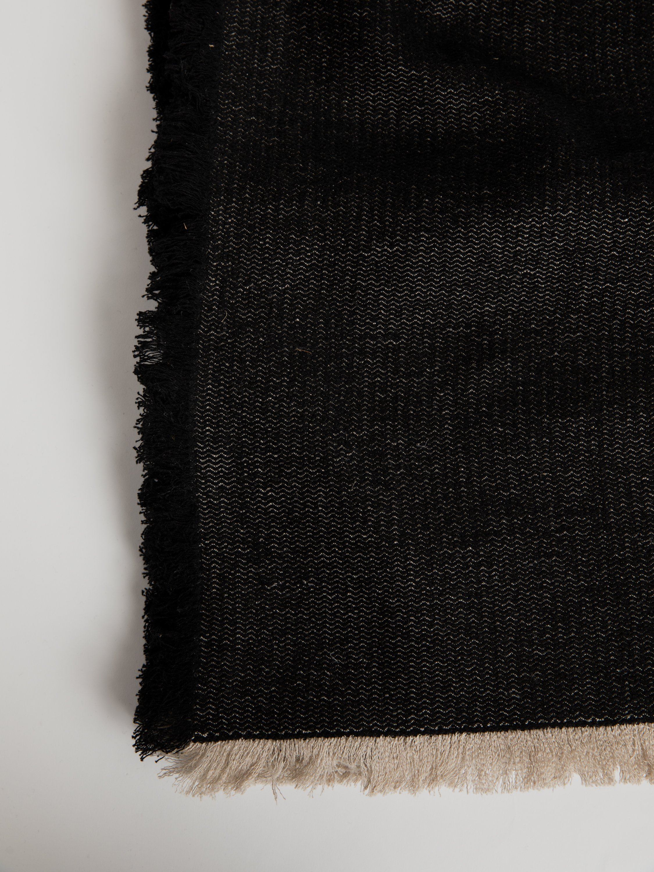 Fishbone Linen Throw - Black Blanket Roots Living 