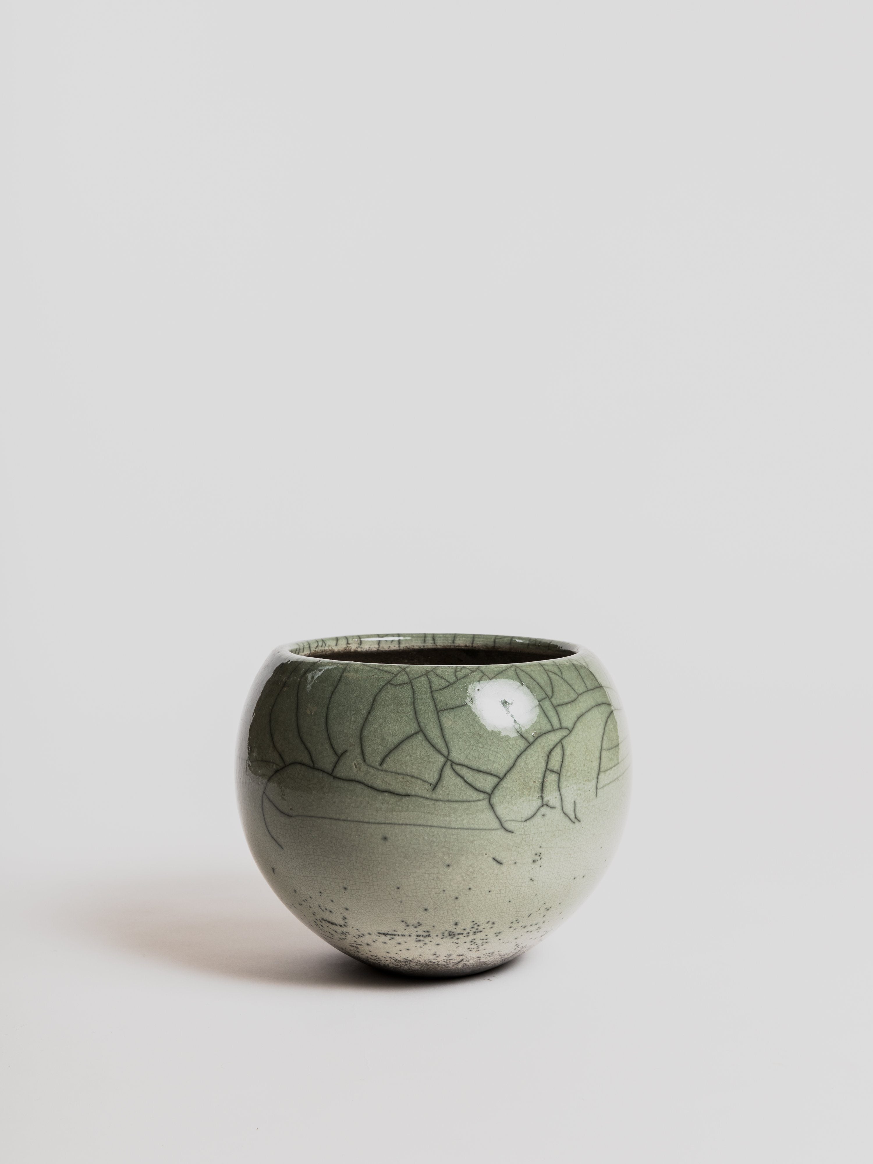 domani MINSK 24 ミント DOMANI ドマーニ 鉢 ブラック DOMANI Minsk