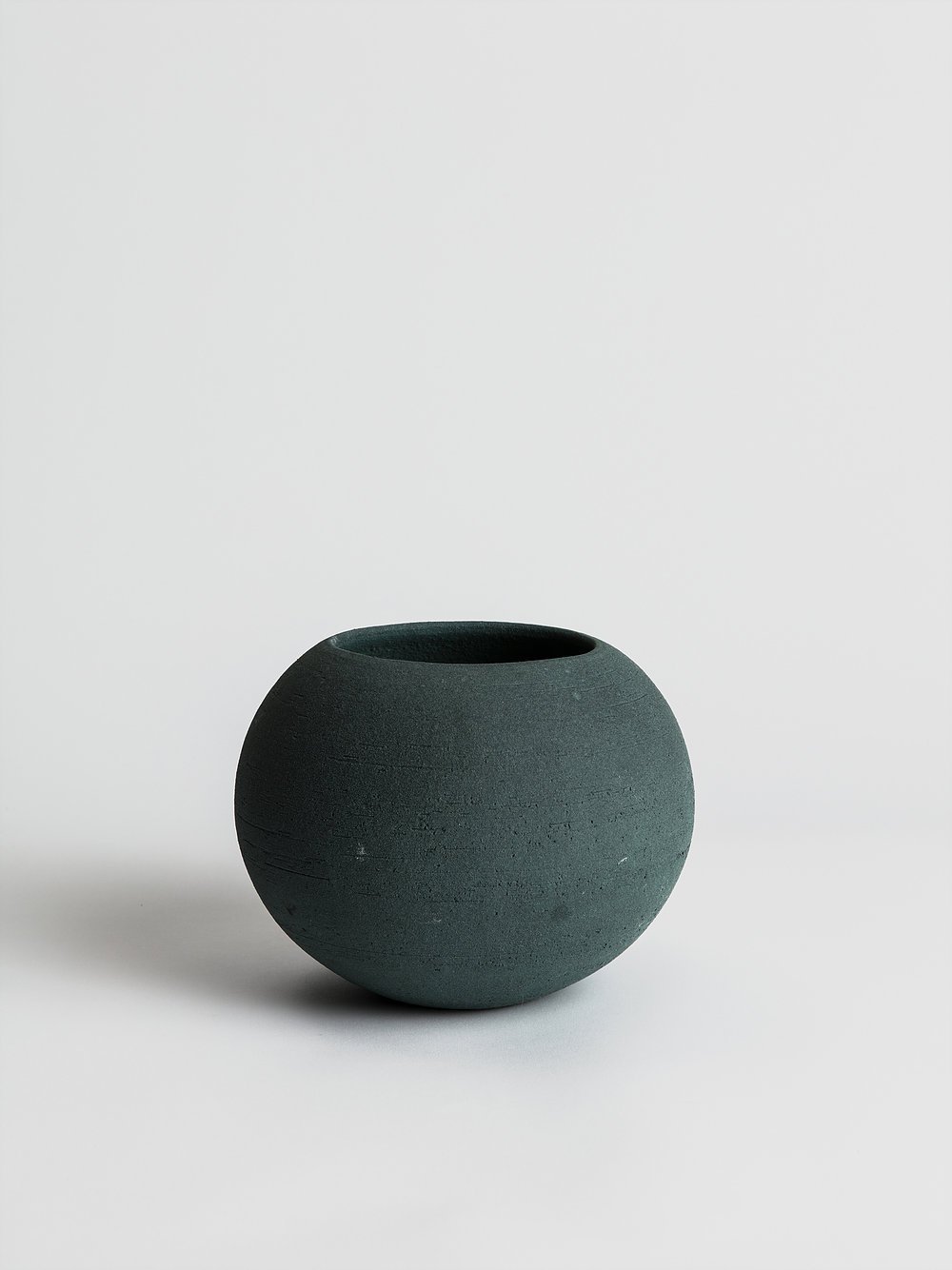 Luzon Pot - Frosted Green Vase Domani 