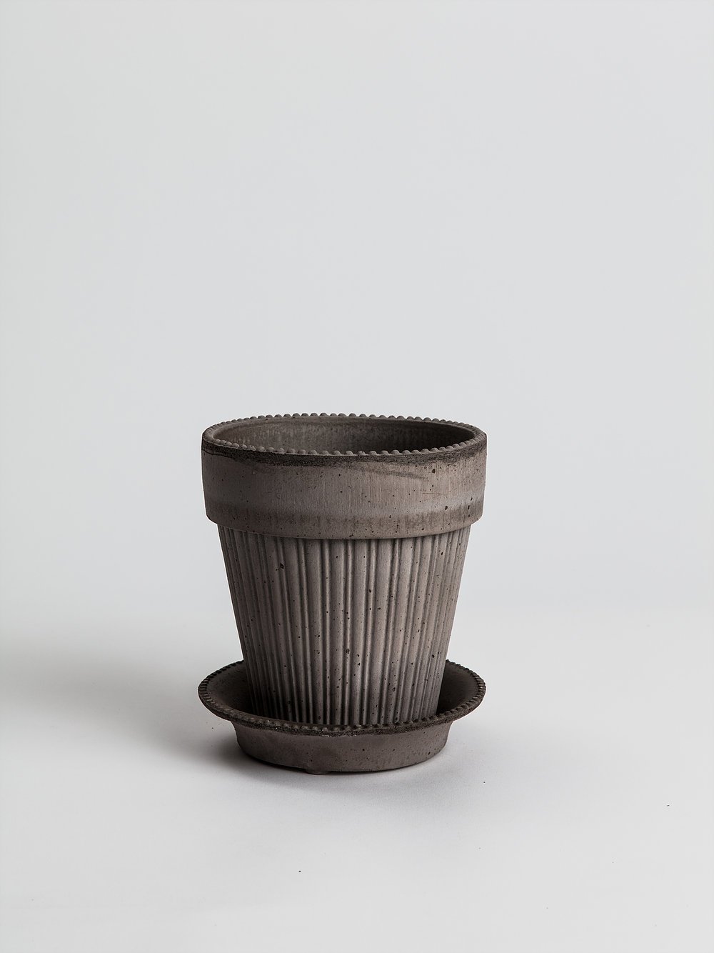 Simona - Grey Pottery Bergs Potter 