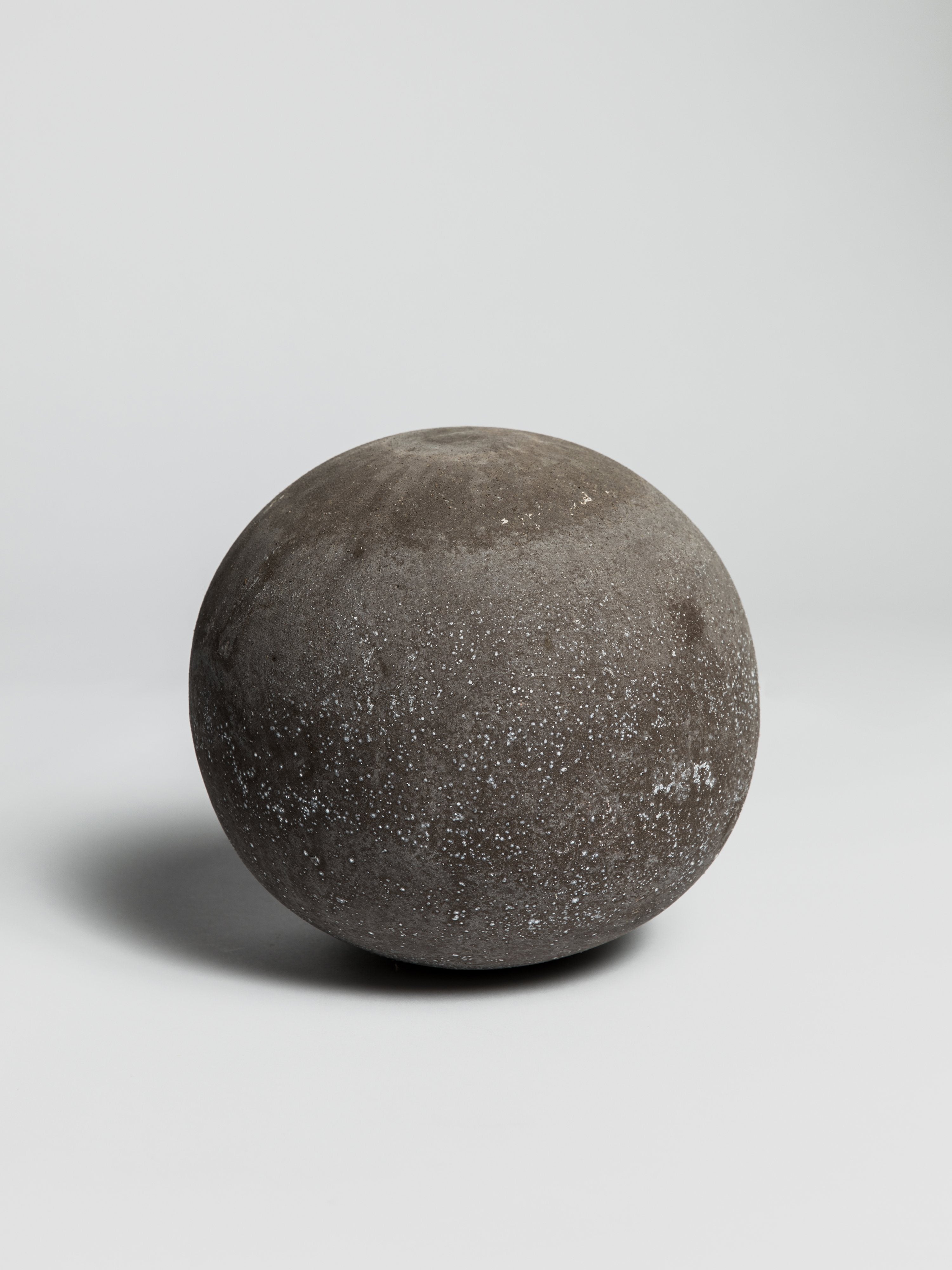 Sphere POGGI UGO - Grey Statue Poggi Ugo 